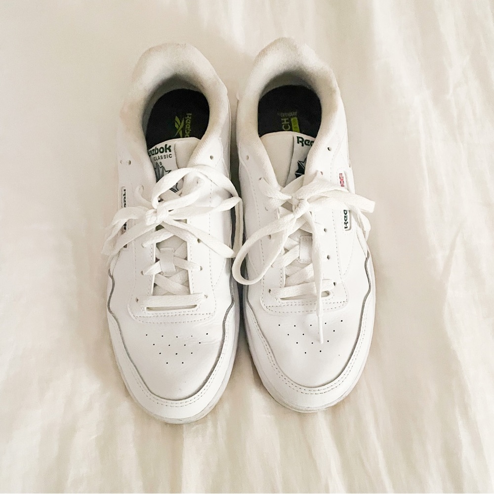 Reebok tennis shoes